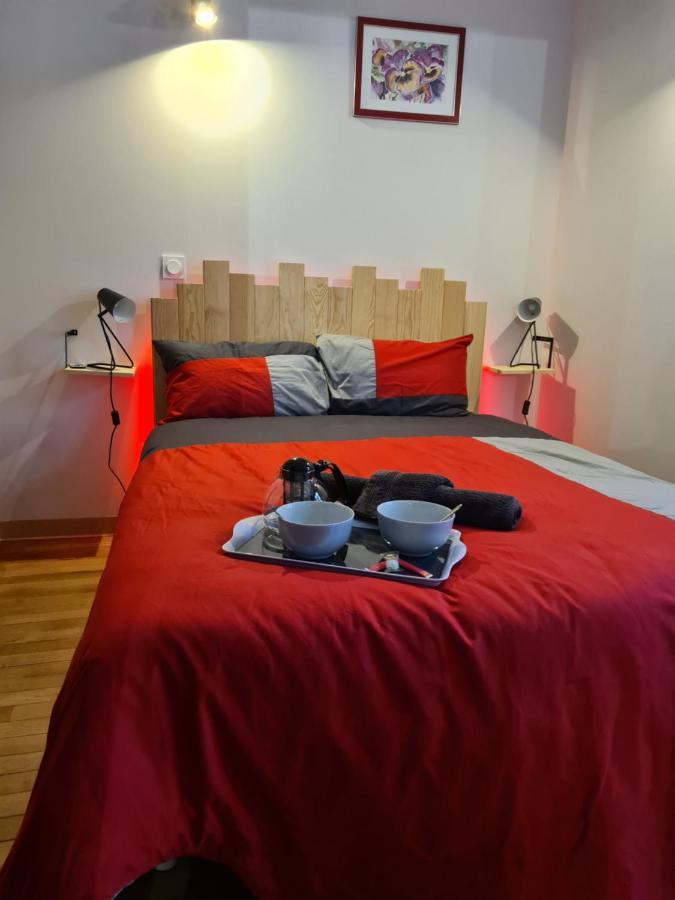 Les Logis Du Rempart Apartman Loches Kültér fotó